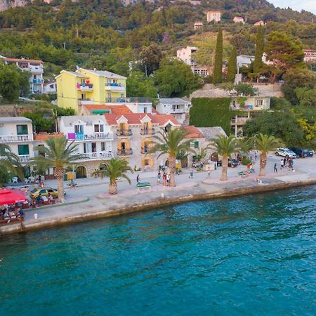 Apartmani Antiqua Živogošće エクステリア 写真