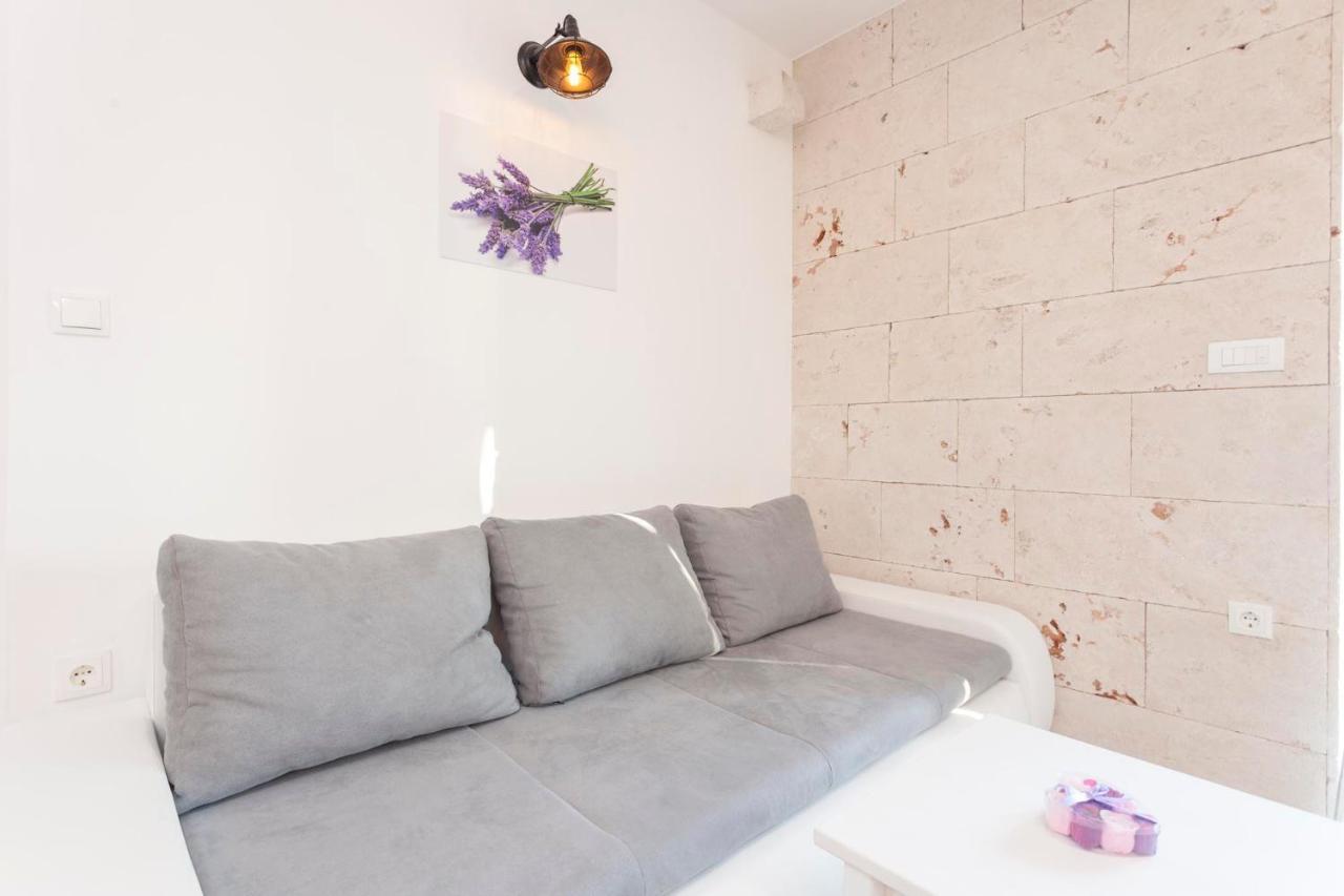 Apartmani Antiqua Živogošće エクステリア 写真