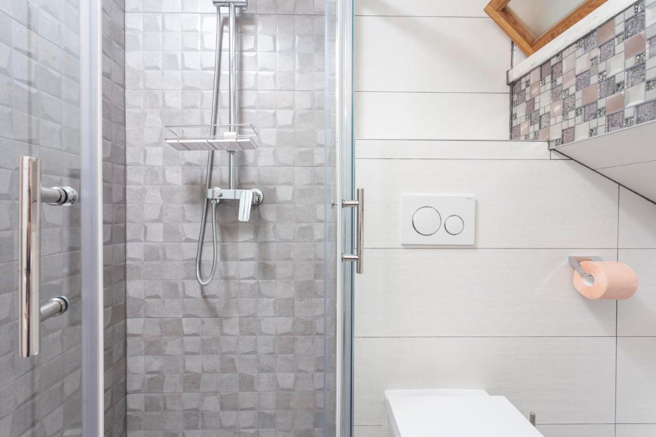 Apartmani Antiqua Živogošće エクステリア 写真