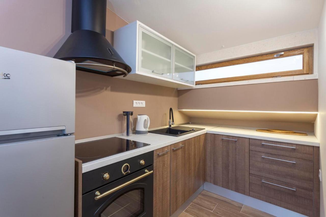 Apartmani Antiqua Živogošće エクステリア 写真