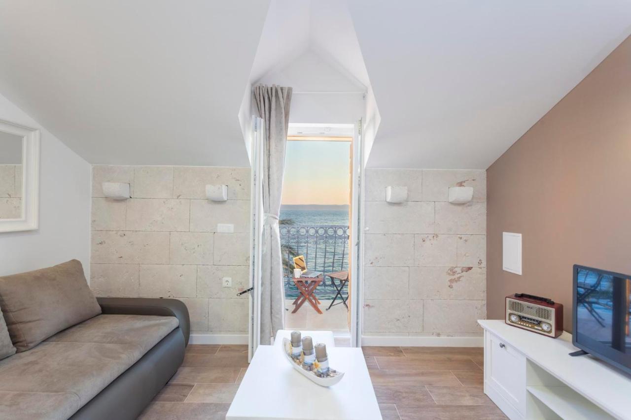 Apartmani Antiqua Živogošće エクステリア 写真