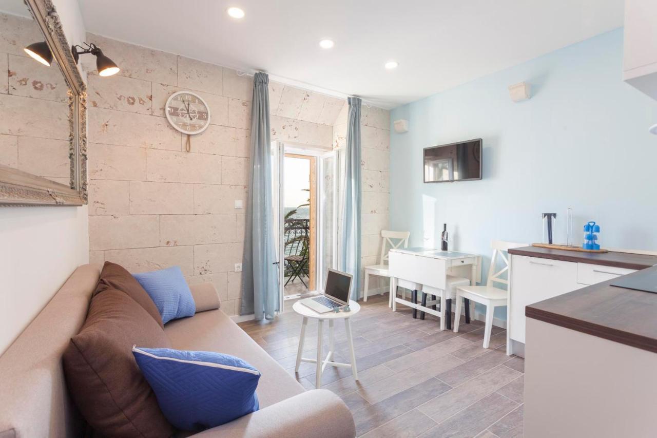 Apartmani Antiqua Živogošće エクステリア 写真