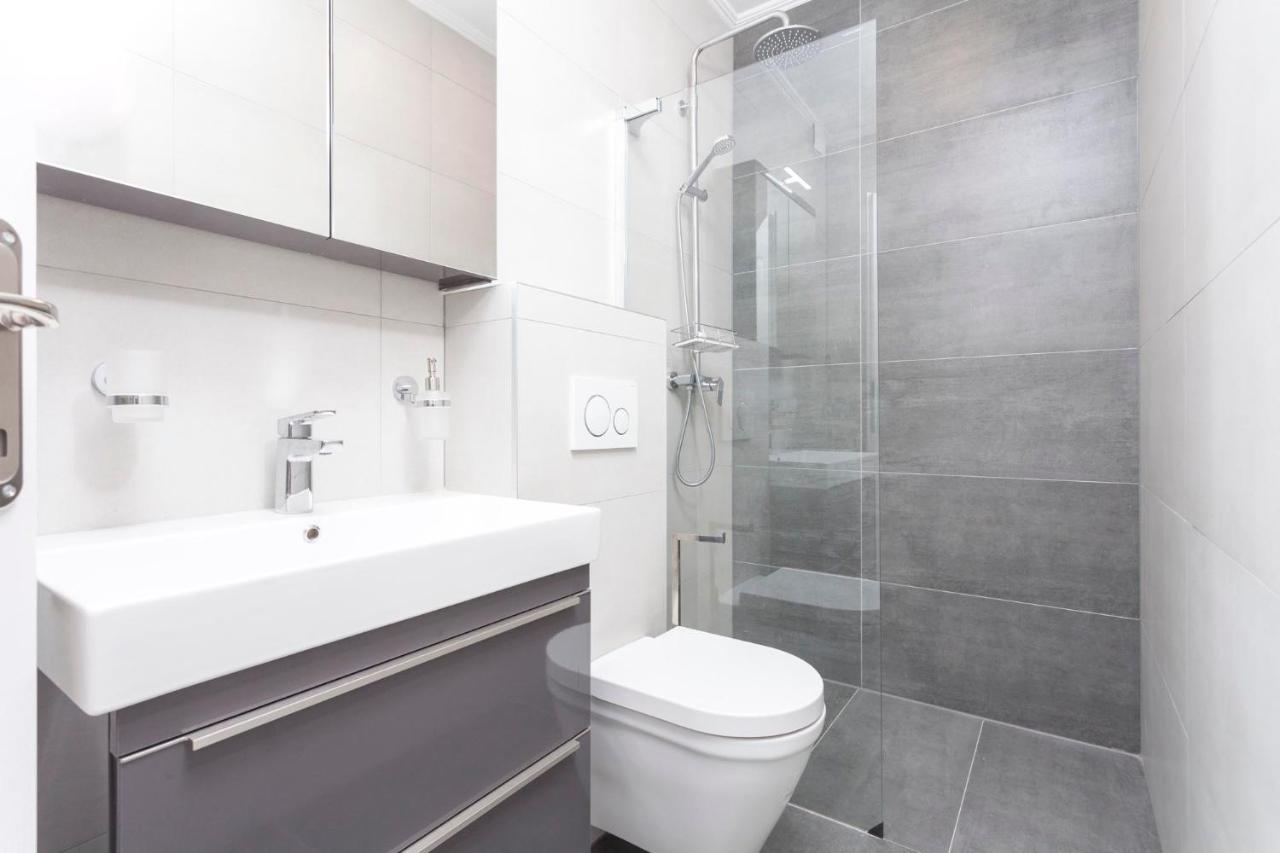 Apartmani Antiqua Živogošće エクステリア 写真